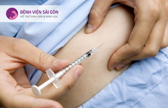 Thuốc kích trứng IUI có nguy cơ khiến người bệnh mắc hội chứng quá kích buồng trứng